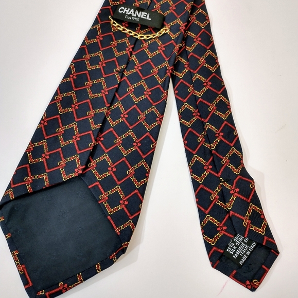 Authentic Chanel Paris Vintage 100% Silk Men's Necktie NWOT - Picture 2 of 6